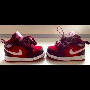 Nike Jordan mid SE red/pink toddler size 4- never worn